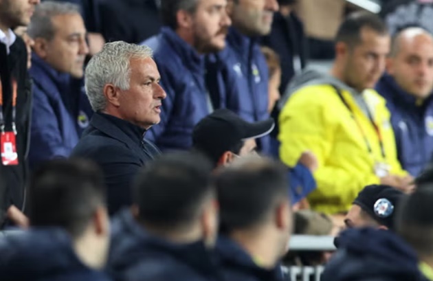 Jose Mourinho Hài Lòng Sau Màn Trình Diễn Ấn Tượng Của Fenerbahce Trước Manchester United