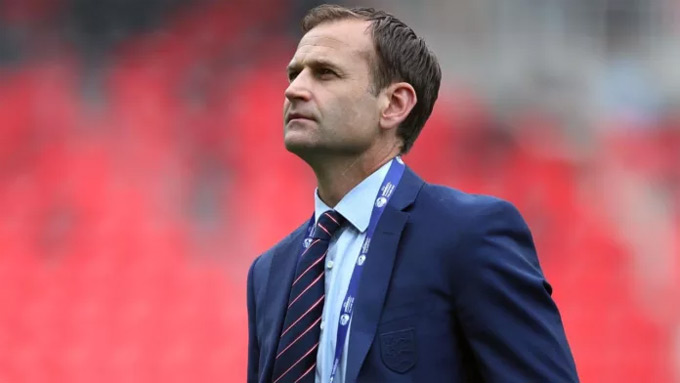 Dan Ashworth ra đi gây chấn động Manchester United