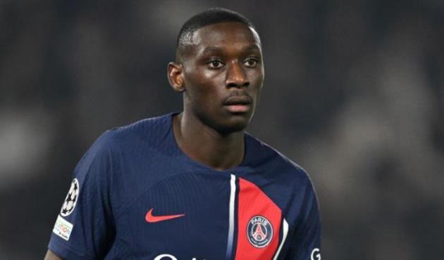Manchester United để mắt đến Randal Kolo Muani như phương án nâng cấp hàng công