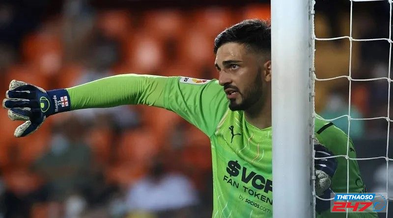 Thủ môn Giorgi Mamardashvili mục tiêu chuyển nhượng của Newcastle