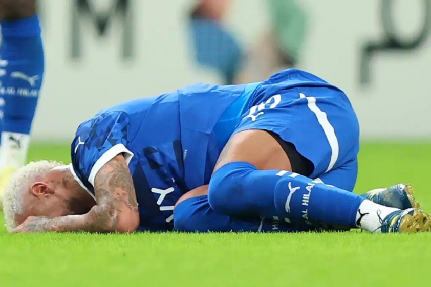 Neymar Hài lòng với cuộc sống tại Ả Rập Saudi, mong muốn gắn bó với Al Hilal