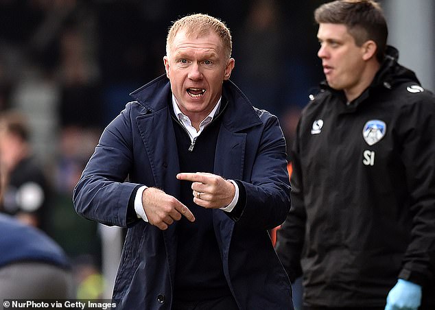 Huyền thoại MU Paul Scholes không hài lòng với màn trình diễn của thầy trò HLV Ole Gunnar Solskjaer