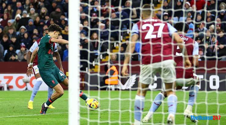 Aston Villa, Liverpool Aston Villa, Liverpool