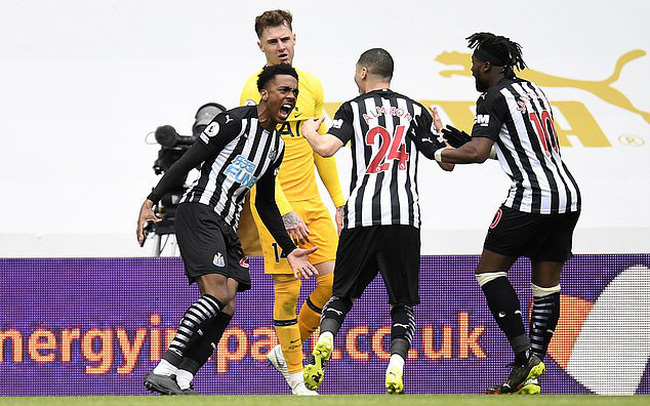 Nhận định Newcastle vs Tottenham 17/10
