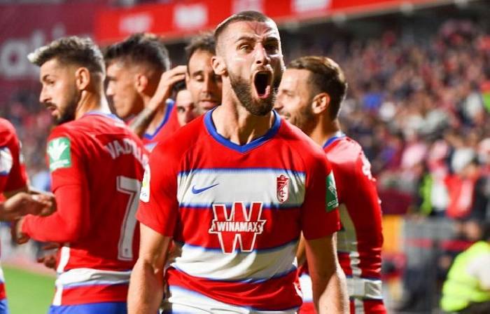 Nhận định soi kèo Granada vs Barcelona