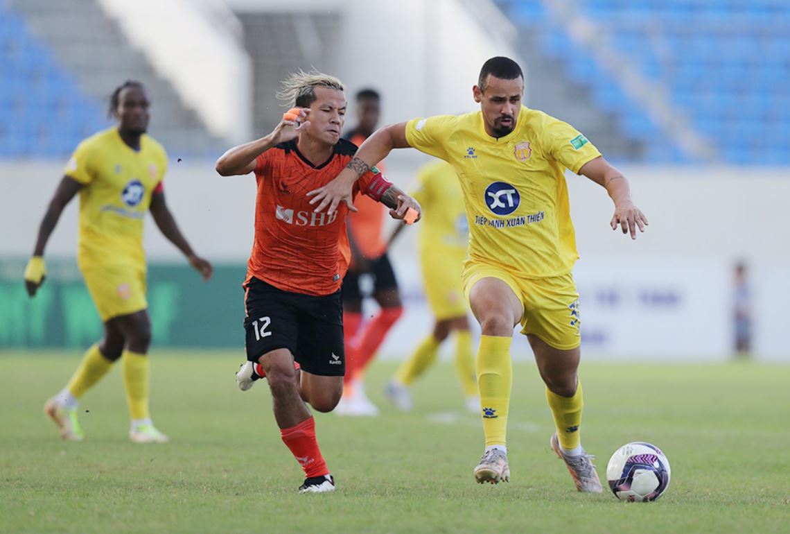 soi kèo Nam Định vs CLB TP.HCM