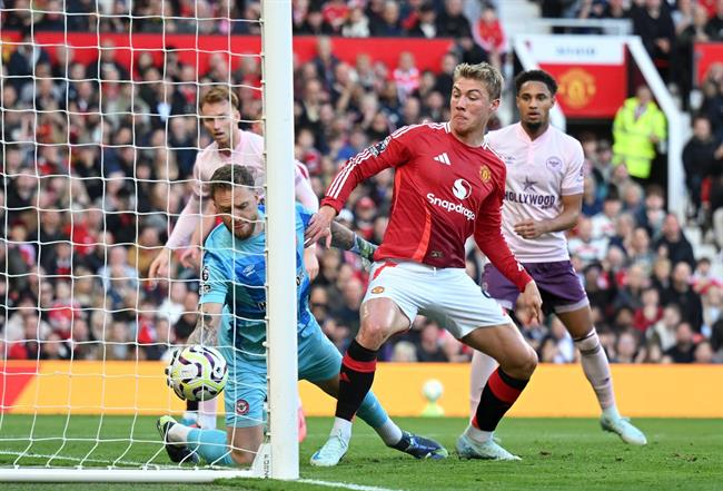 Brentford Ưa Sân Nhà, Ipswich Đi Đấu Khó Nhọc