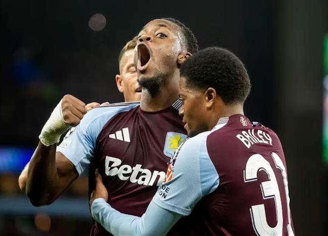 Club Brugge và Aston Villa Giao锋 Khó Khăn Trờ Chờ Đội Khách