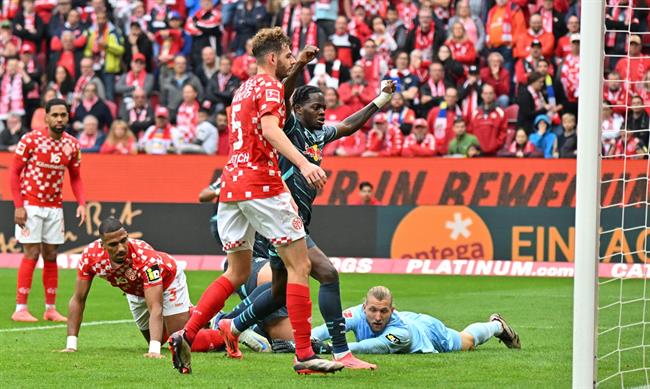 Mainz vs Monchengladbach Cuộc đối đầu giữa đội khách bất ổn và đội chủ nhà gặp khó trên sân nhà