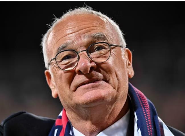 Napoli vs Roma Đội Chủ Nhà Quyết Củng Cố Ngôi Đầu Bảng Trong Trận Đấu Quan Trọng