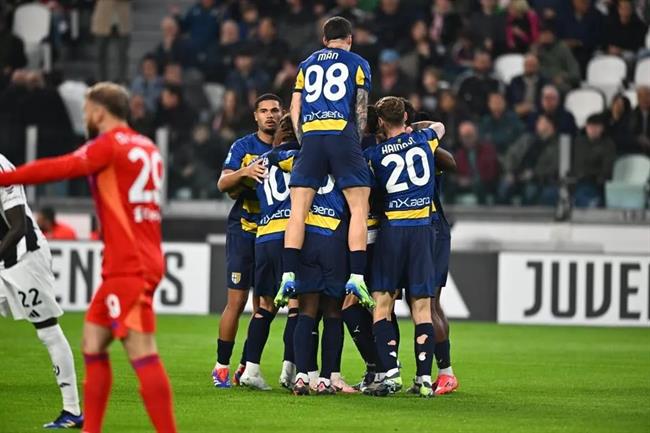 Parma và Genoa So Tài Trong Cuộc Đua Trụ Hạng Nghiệt Ngã