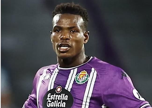 Cuộc Chiến Bảy Điểm Real Valladolid Đối Đầu Valencia trong Trận Cầu Sinh Tử