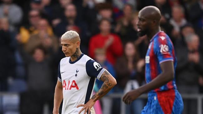 Tottenham sẵn sàng làm khó Man City tại Cúp Liên đoàn Anh