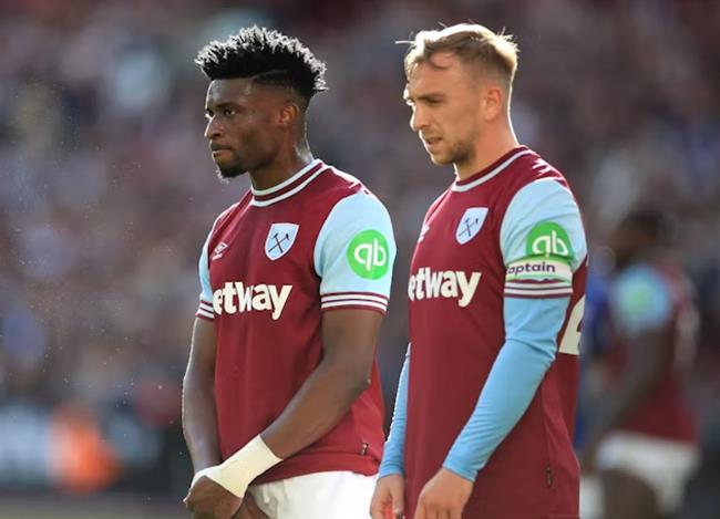 Trận Chiến Căng Thẳng West Ham Đương Đầu Với Wolves Trong Trận Đấu Vòng 15 Ngoại Hạng Anh