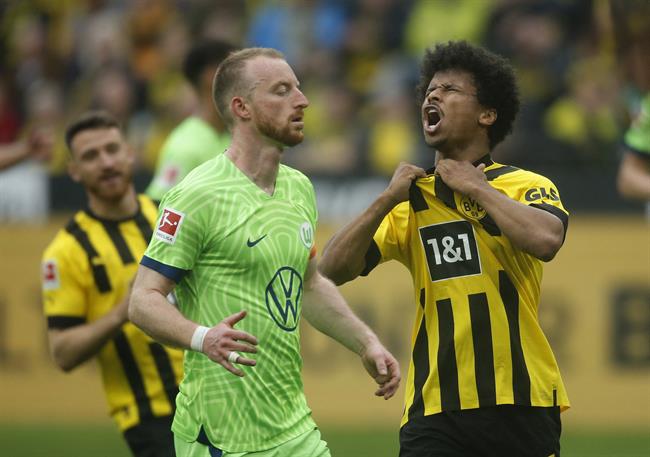 Wolfsburg Đối Đầu Dortmund: Cuộc Trao Đổi Bàn Thắng Hấp Dẫn Đầy Căng Thẳng