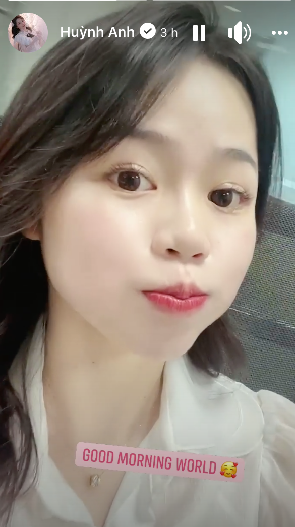 Hot girl Huỳnh Anh