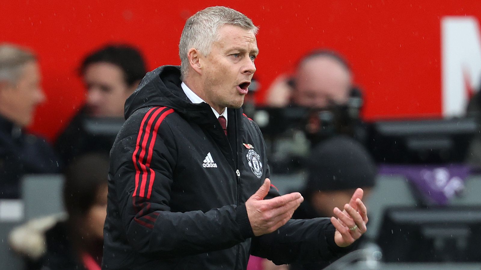 Man United 0-2 Man City