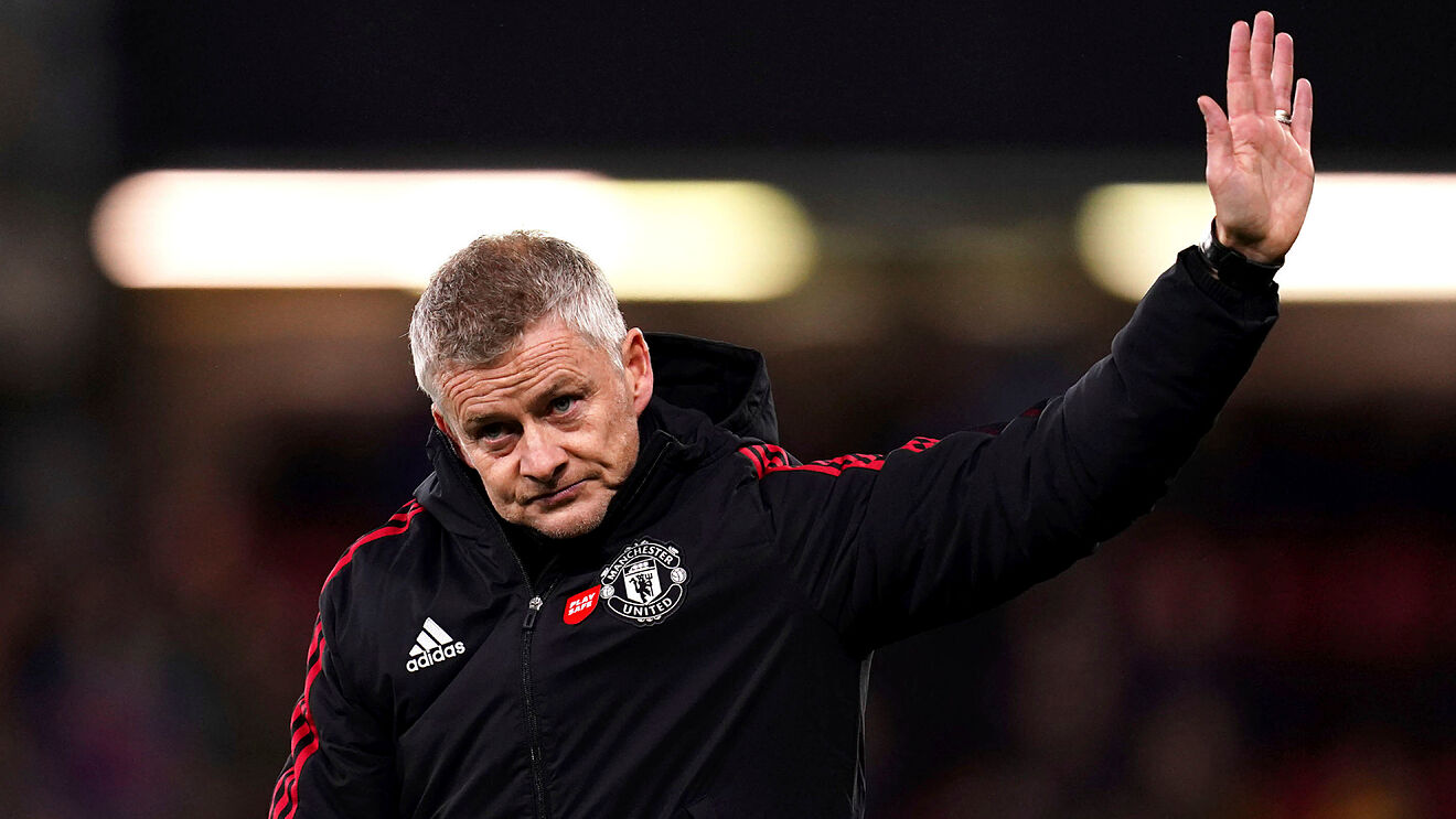 Ole Gunnar Solskjaer chính thức bị MU sa thải 