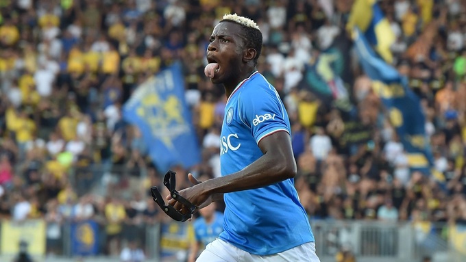 Lukaku Ánh sáng trong bóng tối tại Napoli