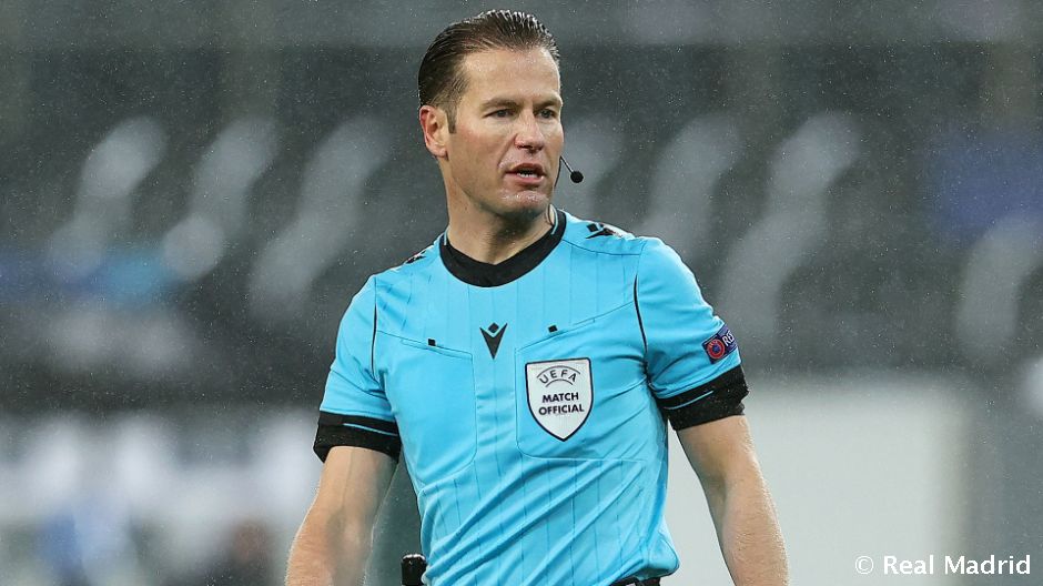 Trọng tài bắt chính trận Phần Lan vs Nga Danny Makkelie Trọng tài bắt chính trận Phần Lan vs Nga Danny Makkelie