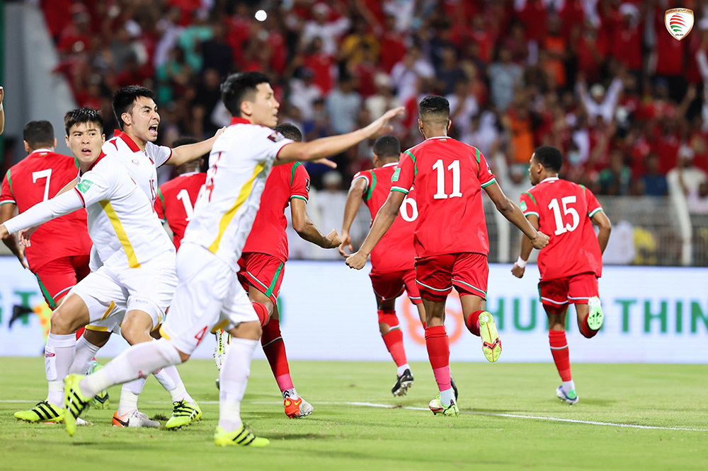 Sự bất công của VAR trong trận Oman vs Việt Nam