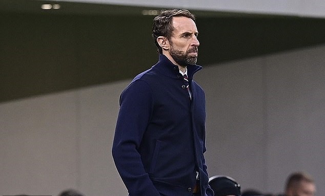 Phil Foden đang tỏa sáng ở tuyển Anh: Ngôi sao 20 tuổi đã sẵn sàng tỏa sáng ở EURO 2020  