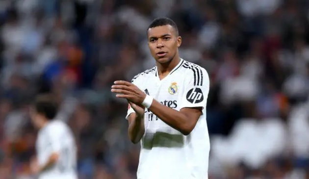 Kylian Mbappe tỏa sáng, giành danh hiệu Cầu thủ xuất sắc nhất tháng 9 của Real Madrid