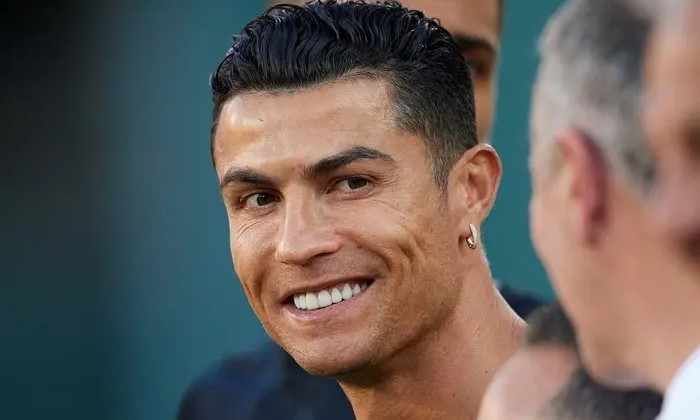 Ronaldo đã có mặt tại thành phố Manchester Ronaldo đã có mặt tại thành phố Manchester
