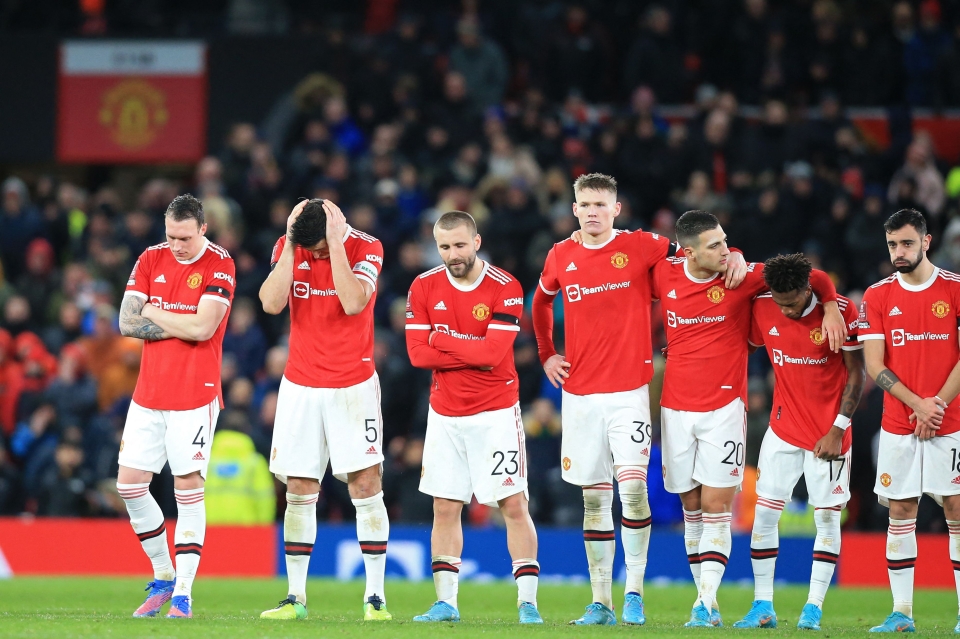 Ronaldo đá hỏng phạt đền, Man United 1-1 Middlesbrough