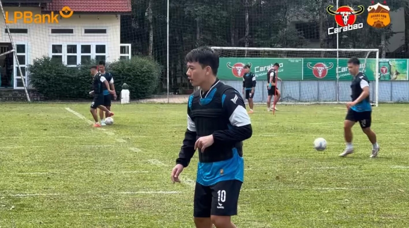 HAGL trang bị 