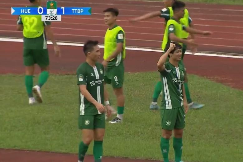 Công Phượng tỏa sáng, Bình Phước tiếp tục bám đuổi đỉnh bảng giải hạng Nhất