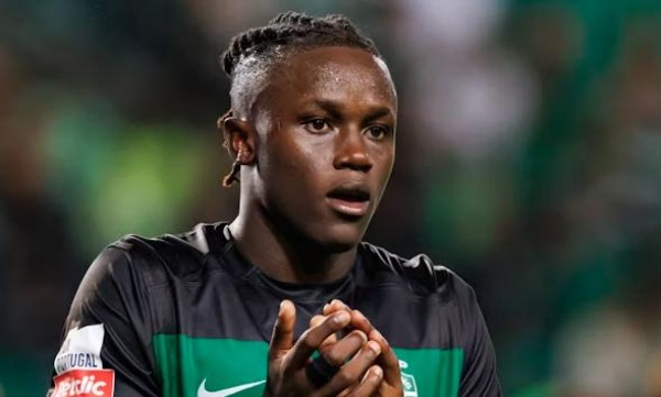 Manchester United và PSG tranh giành tài năng trẻ Geovany Quenda