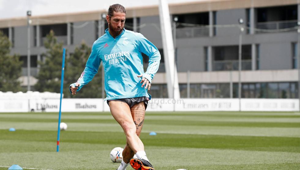 Sergio Ramos trở lại tập luyện sau khi hết Covid-19