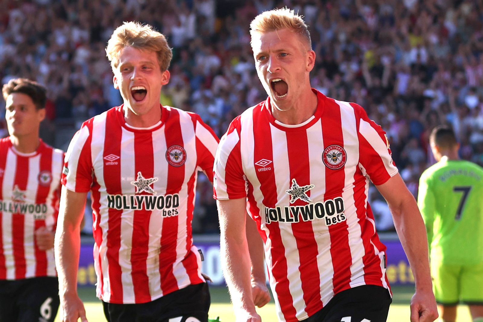 Soi kèo Brentford vs Brighton