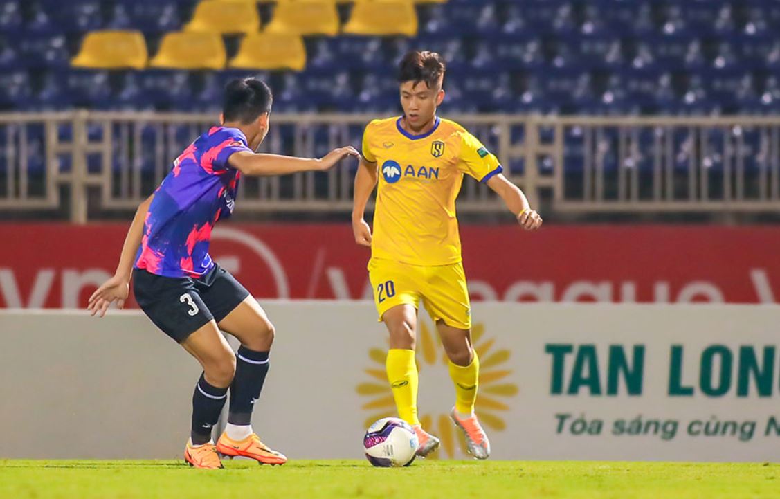 Soi kèo CLB TP.HCM vs SLNA Soi kèo CLB TP.HCM vs SLNA