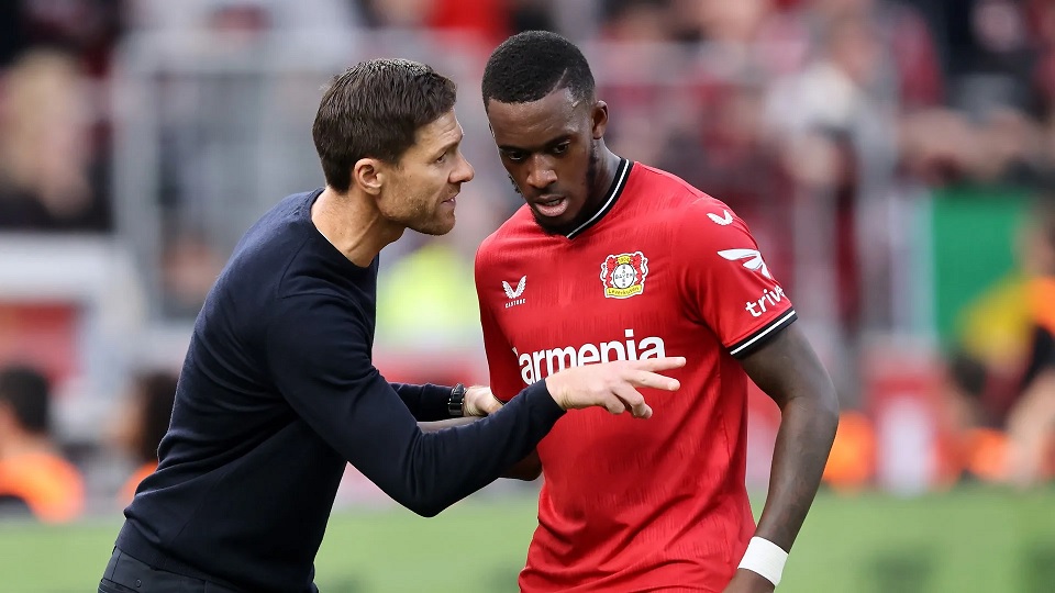 Soi kèo Frankfurt vs Bayer Leverkusen