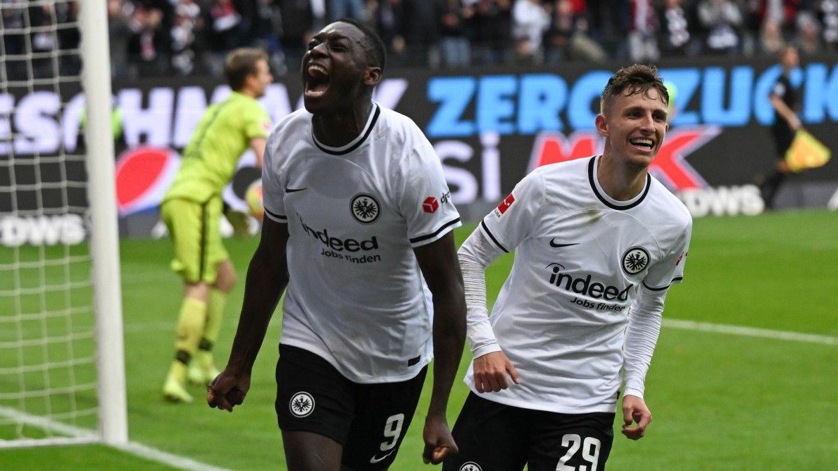 Soi kèo Monchengladbach vs Frankfurt
