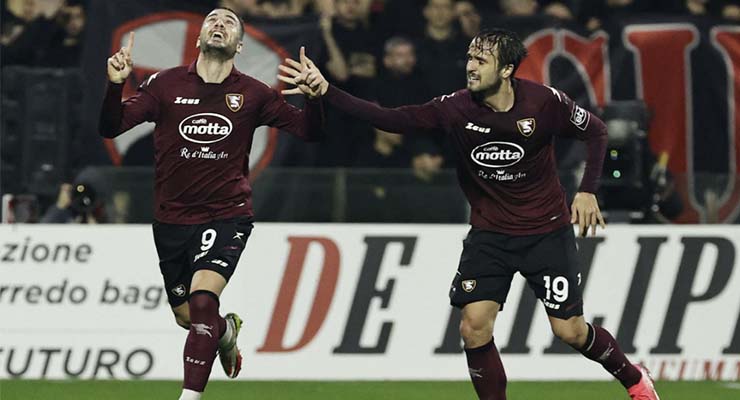Soi kèo Salernitana vs AS Roma, 01h45 ngày 15/8 - Ảnh 1
