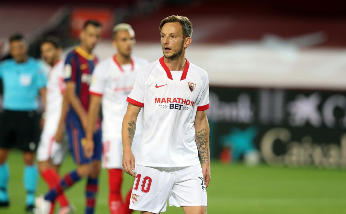 Soi kèo Sevilla vs Barcelona