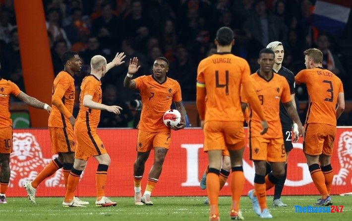 Soi kèo thẻ vàng Hà Lan vs Qatar Soi kèo thẻ vàng Hà Lan vs Qatar