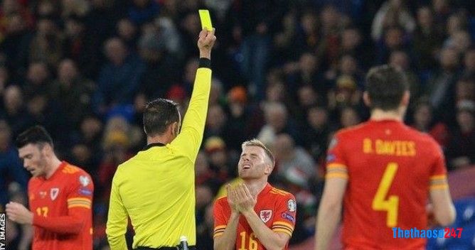 Soi kèo thẻ vàng Wales vs Iran