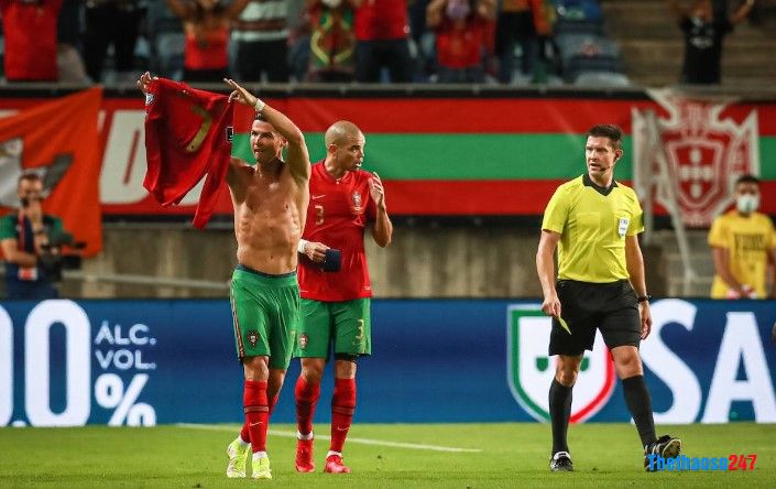 Soi kèo thẻ vàng Hàn Quốc vs Bồ Đào Nha Soi kèo thẻ vàng Hàn Quốc vs Bồ Đào Nha