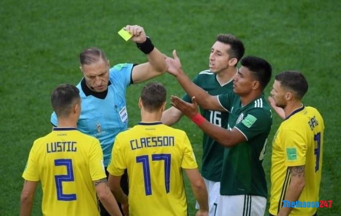 soi kèo thẻ vàng Mexico vs Ba Lan