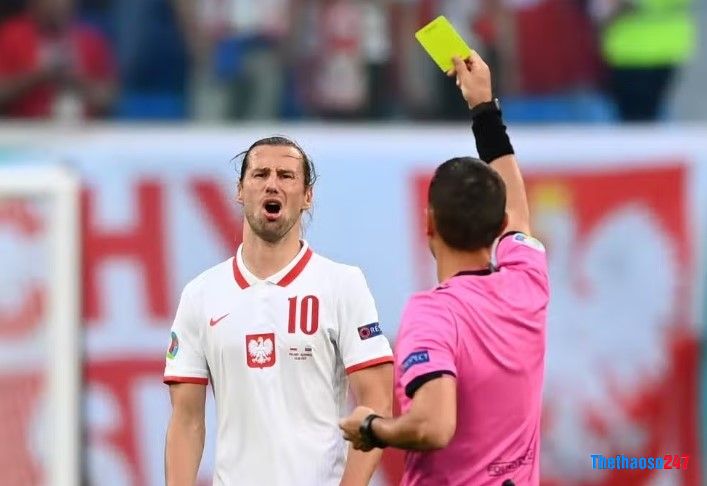 soi kèo thẻ vàng Mexico vs Ba Lan