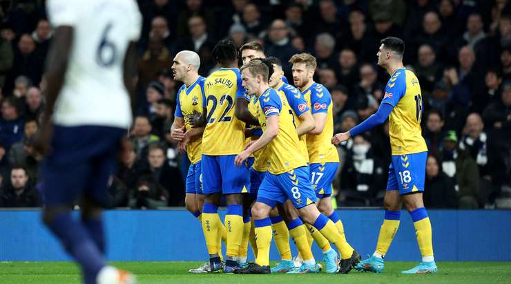 Tottenham 2-3 Southampton