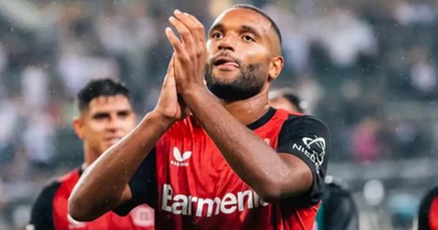 Jonathan Tah gắn bó với Bayer Leverkusen đến ngày cuối cùng của mùa giải
