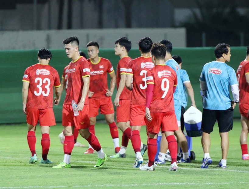 Thầy Park đổi số áo của các cầu thủ 