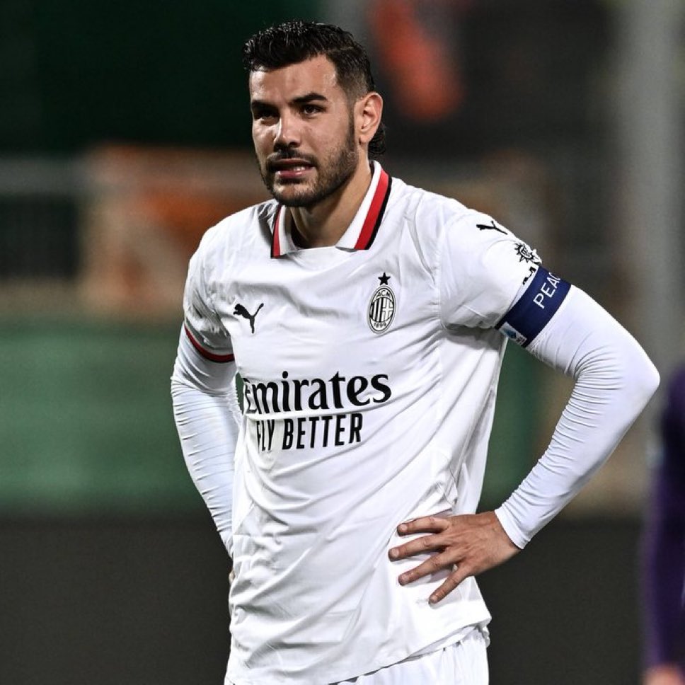 Đêm Đau Khổ của Theo Hernandez Penalty Hỏng, Thẻ Đỏ Bất Cẩn