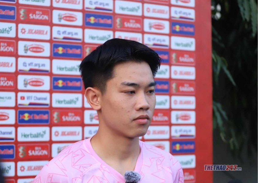 Tiền đạo Đình Bắc ưu tiên thi đấu tại V-League, sẵn sàng ra sân cống hiến cho ĐTQG