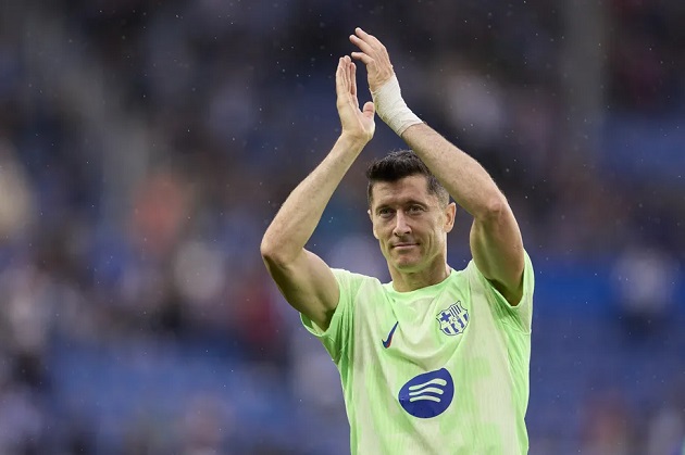 Lewandowski Tỏa Sáng Với Hat-trick Trong Chiến Thắng Hủy Diệt Của Barcelona